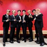 [NCT즌] 나 자꾸 얘네땜에 셀카찍을때 연예인브이 하고 찍음