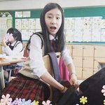 <b>채령</b> 중딩때야???