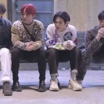 [에이티즈] <b>이상한</b> 점을 찾으시오