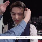 새벽에 <b>야식</b> 먹는 김태형