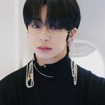 페이스 체인보다 더 화려한 채<b>형원</b> 얼굴
