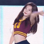 <b>슬기</b> 몸매 오진다