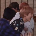 [NCT즌] 일단 동생들 껴안고 보는 형<b>아들</b>