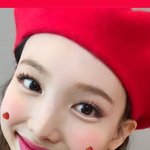 <b>나연</b> 셀카 줄수있니?