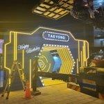 [이태용] 이거 홍대 <b>조형물</b> 밤 상황