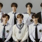 [<b>WayV</b>] 나 매일 출첵할게