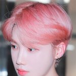 넘 하얘서 곧 두부 될 것 같은 남돌