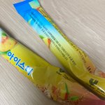스카에 <b>비치</b>되어있는 아이스티 가져왔는데 나 박제당할까…?