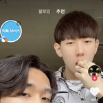 와 <b>틱톡</b> ㄹㅇ