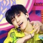 [NCT즌] 아니 근데 저런 형광뿜뿜 <b>셔츠</b> 입고