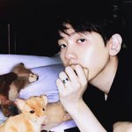 비와서 백현 <b>밤비</b> 듣는 중