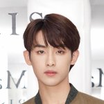 <b>윈윈</b> 님 사진 좀 ㅠㅠㅠ