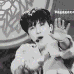 [NCT즌] 걍 덮머<b>해도</b> 얼굴이 연예인이라고여