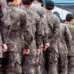 입소하는 남친 <b>배웅</b>하며 엉엉 울더니 남사친과 눈 맞아 '이별통보'...