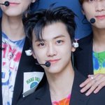 [NCT즌] 엄마 <b>동혁</b> 아들 대만