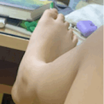 [댓글부탁해] 다리경련? <b>인가</b>