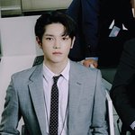 [NCT즌] 이태용 <b>수트</b> 사진 보내줘