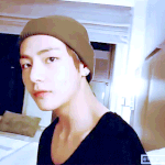 뷔 <b>쌩얼</b>