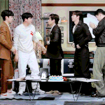 [모두드루와] 뷔 <b>덩치</b>봐