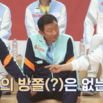 미국에서 차 없이 드라이브 스루에서 햄버거 사기