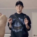 [NCT즌] <b>이</b> 날과 똑같은 주먹밥 <b>옷</b>