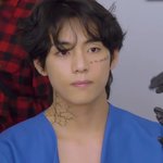 <b>뷔</b> 1년<b>전</b>에는