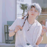 [방탄소년단] <b>싸늘</b>하다 가슴에 애옹이가 날아와 꽂힌다