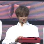 [NCT즌] 여자친구가 선물주면 이렇겠지..?