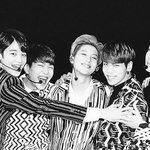 <b>태민</b> 자대 뜨면서 비투비랑 또 같은 부대됨ㅋㅋㅋ