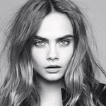 너네 카라 델레바인 <b>LA</b> 집 봤냐