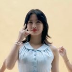 <b>모모</b> 몸매 미친거 아님?