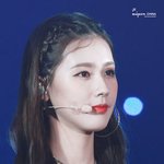 <b>청아</b>하고 차분한 분위기의 여돌