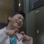 40대 <b>핵인싸</b> 아재의 인사법