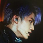 [이태용] 얘 턱선 진짜 <b>예술</b>