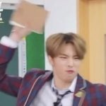 [스키즈] 이거 덕메랑 싸울 이유 <b>충분</b>하지?