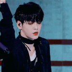 [TXT] <b>다섯</b>명이 이 의상으로