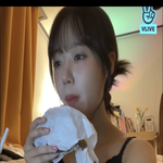 [이것좀봐줘] <b>유댕이</b> 어제 브이앱 봤어 ? 존예였더라 미친