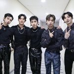 [뉴이스트] 뉴이스트 한터차트 공식 인증패 수상