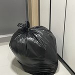 __ 인신매매 영상보고 잠깐 <b>물마</b>시러 나왔는데