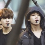 <b>뷔</b> 정국 개존잘이긴하다