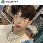 [AB6IX] <b>동현</b>이 이날 개이쁘다
