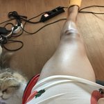 너희들 의자에 앉으면 다리<b>퍼짐</b> 어때?