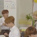 [NCT즌] 지송<b>이</b>는 중학교 3학년 때 몇 <b>반</b>이였어?