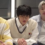 [모두드루와] [속보] <b>BTS</b> 김석진 고등학교 3학년 19살로 밝혀져