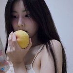 [모두드루와] <b>나연</b> 모모 그짤 있는 사람 ㅠㅠㅠㅠ