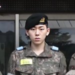 헐 <b>지코</b> 군대 갔음?