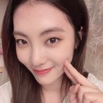 [댓글부탁해] 초근접인데도 존예인 윜밐 루시 , <b>리나</b>