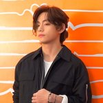 근데 <b>뷔</b> 노래잘하는것도 맞고 음색좋은것도 맞는거같은데