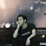 몬엑 몬<b>베베</b> 브이로그 뭐 보는지 궁금하다