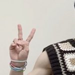 [NCT즌] 팔에 훌라우프 끼는 <b>남자</b>